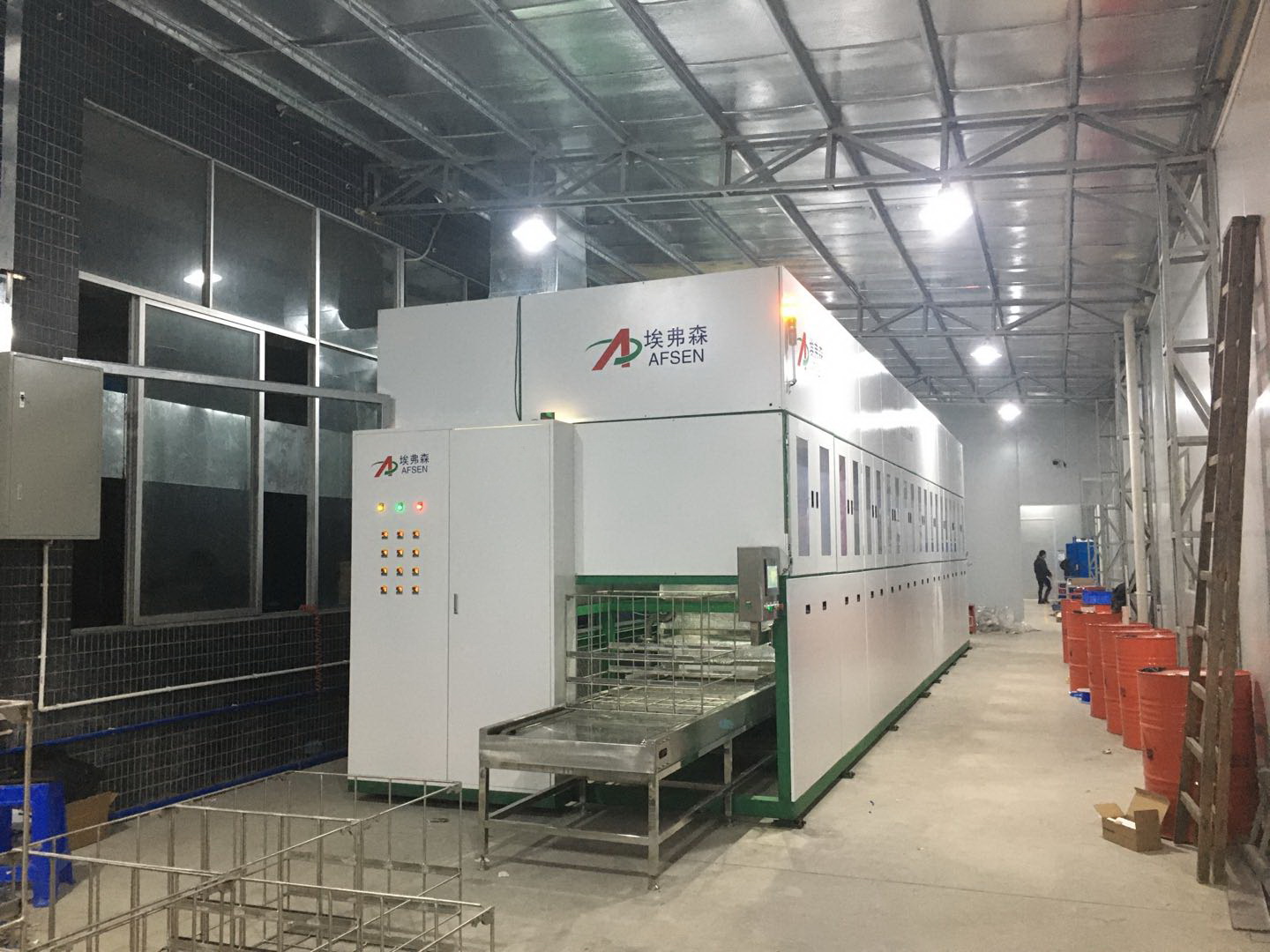 水清洗液最適宜的清洗溫度為40-60℃